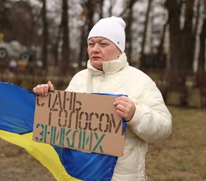 «Голоси тиші»: у Бучі відбудеться чергова акція на підтримку полонених та зниклих безвісти