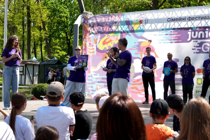 У Бучі стартував сімейний фестиваль JuniorS Games