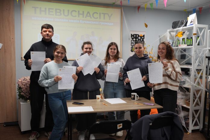 Лист, який не закінчується: колектив Thebuchacity писав Радіодиктант національної єдності